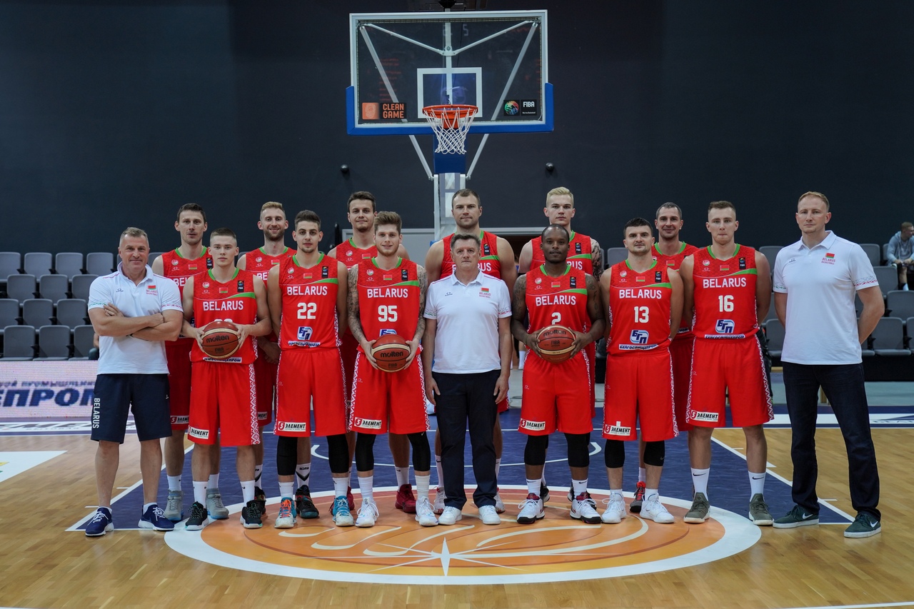 MNT titul